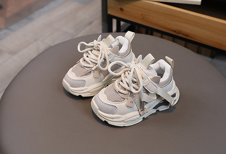 Zapatillas suaves con cordones para niños