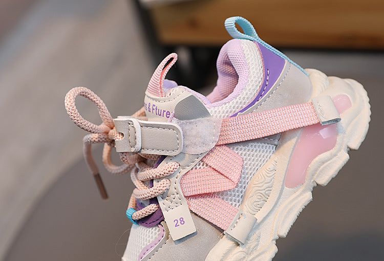 Zapatillas suaves con cordones para niños