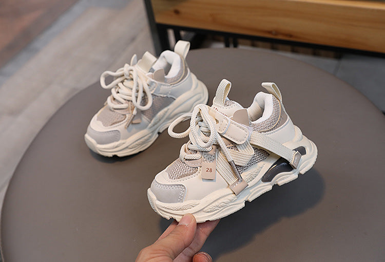 Zapatillas suaves con cordones para niños