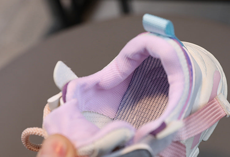 Zapatillas suaves con cordones para niños