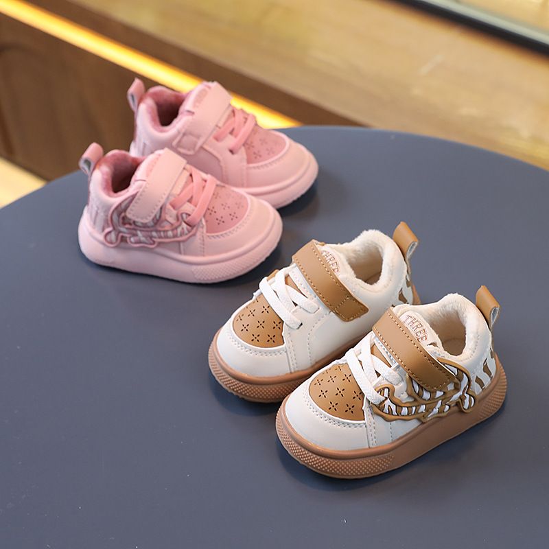 Sneakers Infantiles Pelinhos y Velcro