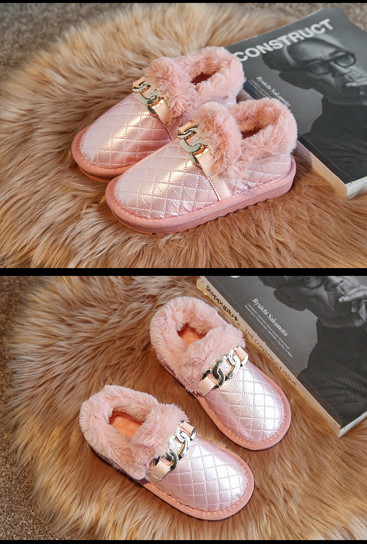 Zapato Infantil de Peluche y Cadena