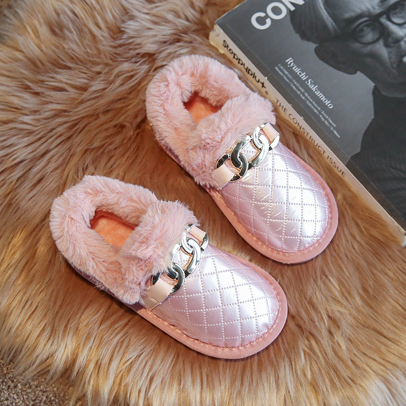 Zapato Infantil de Peluche y Cadena