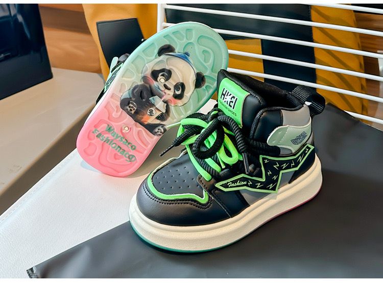 Bota Infantil Cadarçinho Zapatillas