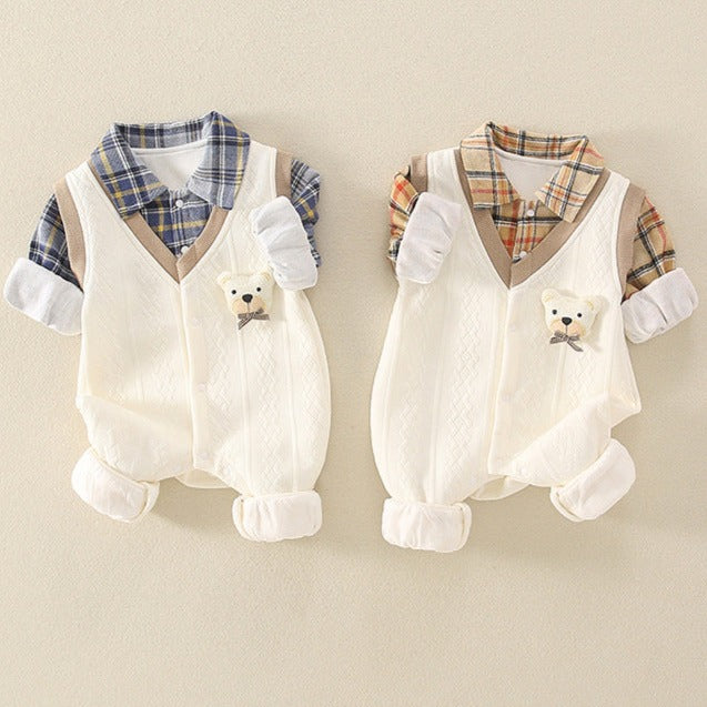 Mono infantil a cuadros con osito de peluche