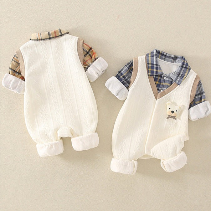 Mono infantil a cuadros con osito de peluche