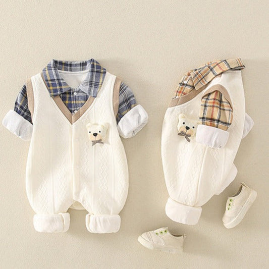 Mono infantil a cuadros con osito de peluche