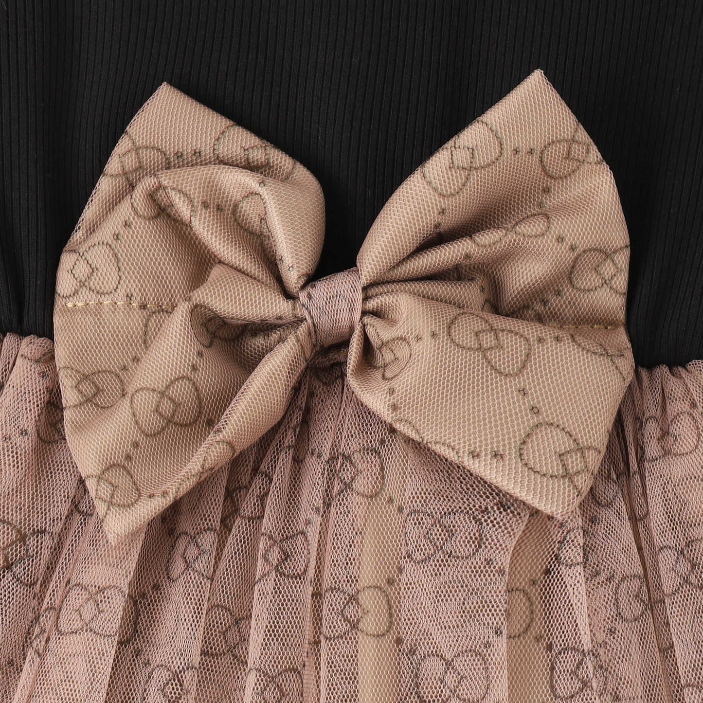 Vestido infantil con lazo