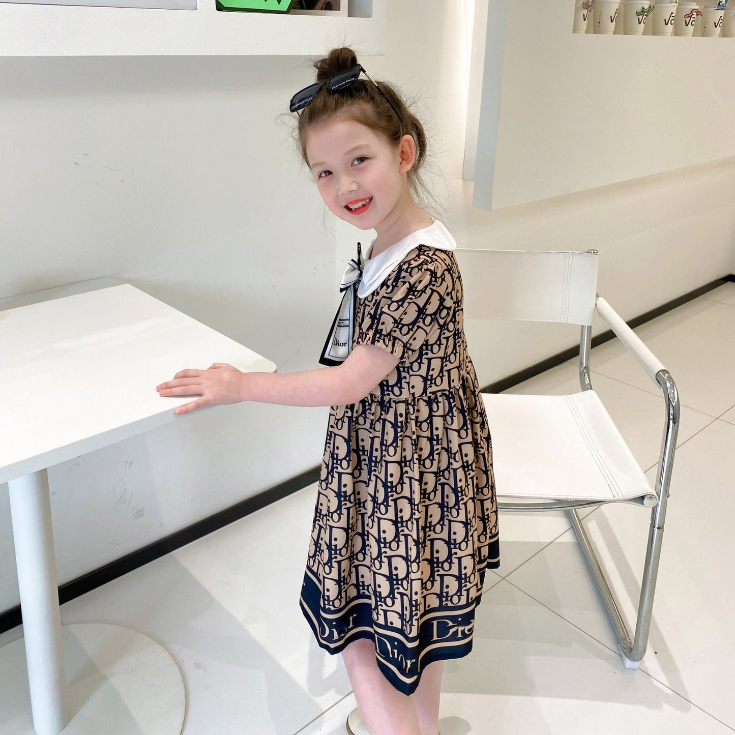 DR Vestido infantil con lazo y cuello