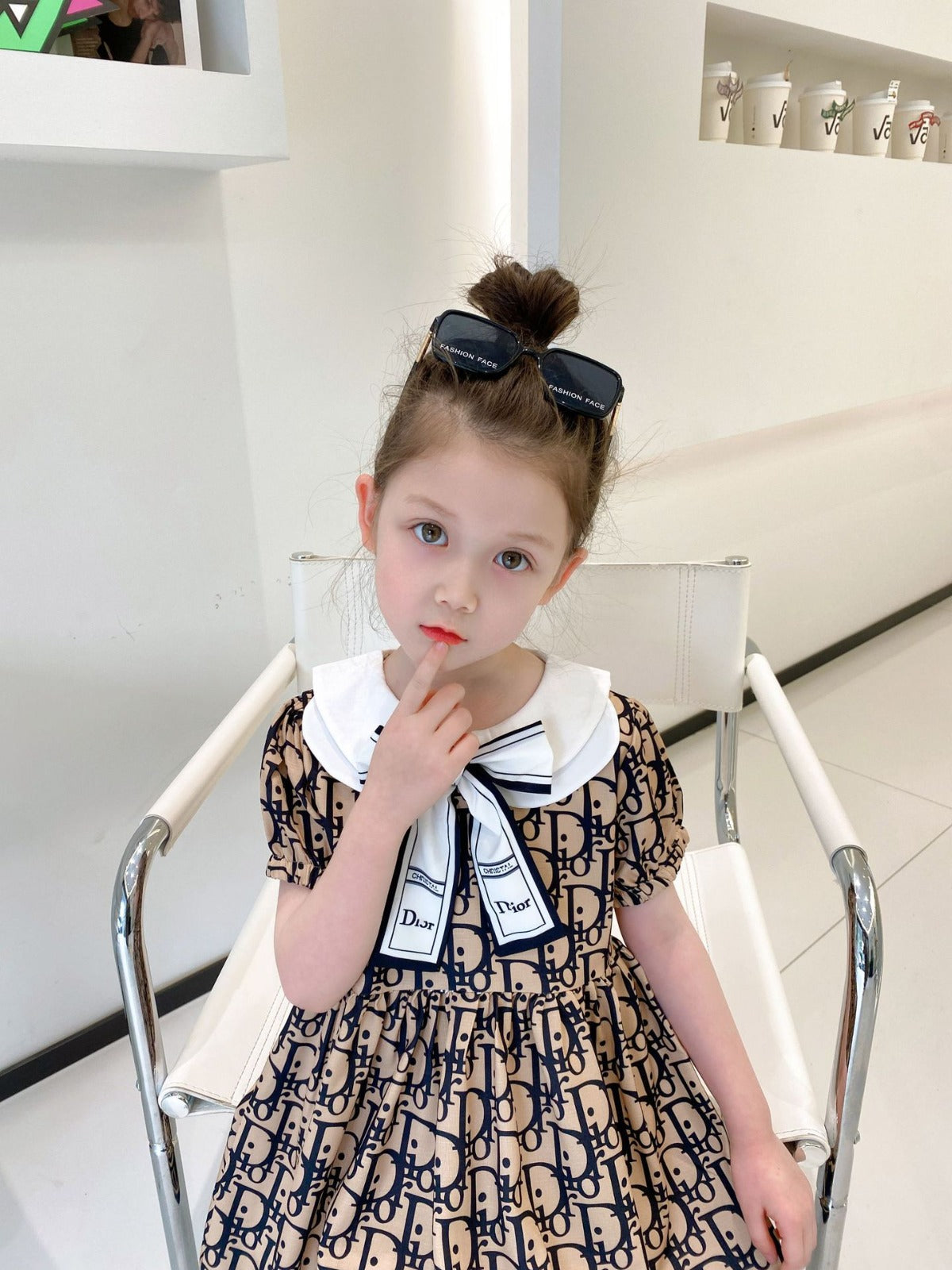 DR Vestido infantil con lazo y cuello