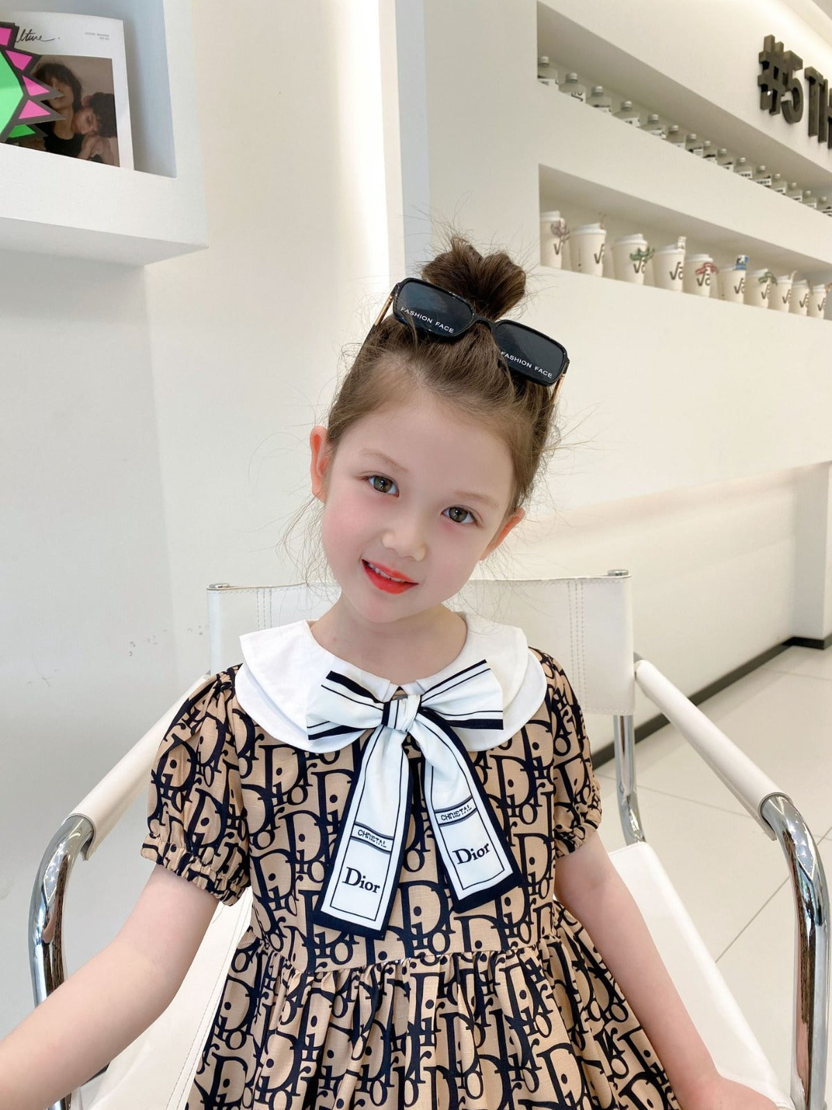 DR Vestido infantil con lazo y cuello