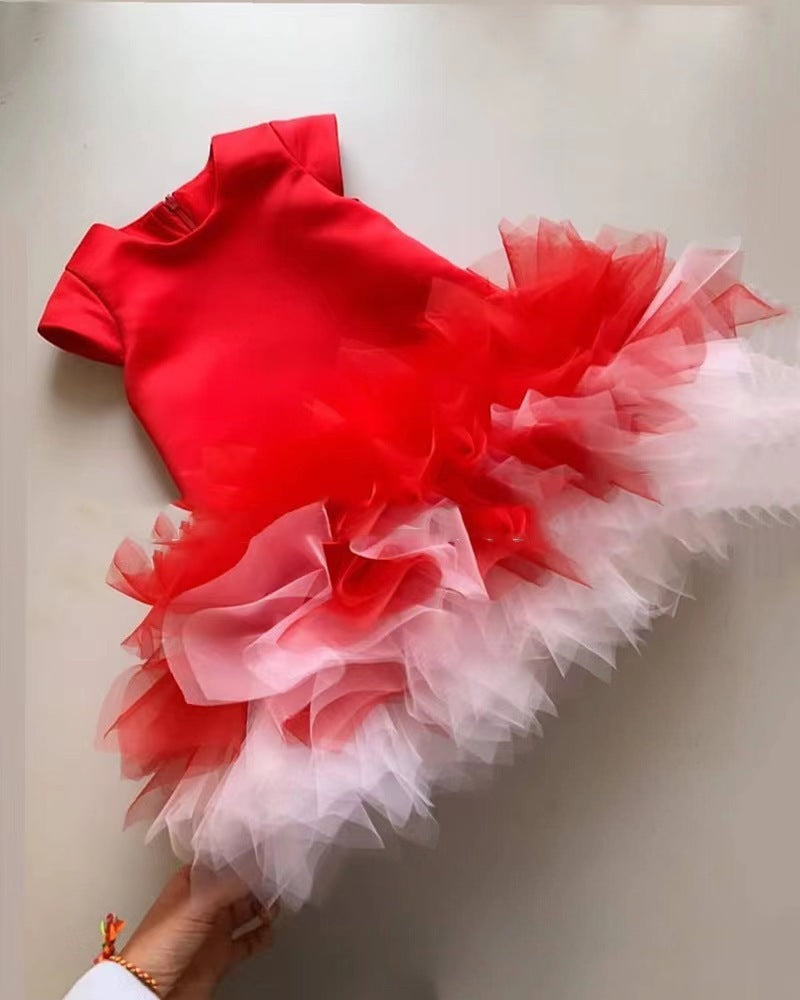 Vestido de fiesta de tul con volantes