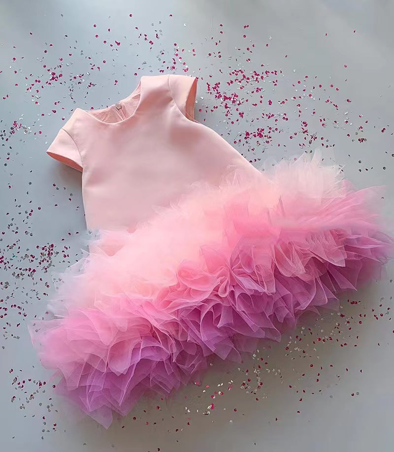 Vestido de fiesta de tul con volantes