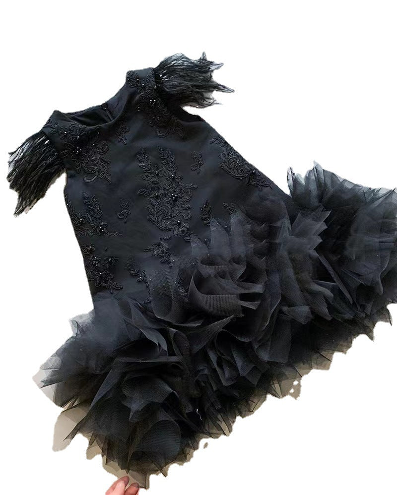 Vestido de fiesta de tul con volantes