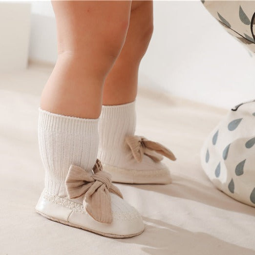 Calcetín con suela de lazo delicado