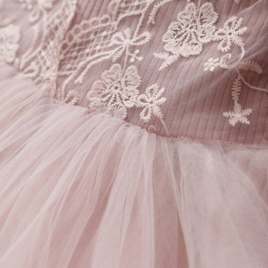 Vestido Infantil Beige Manga Larga Encaje y Tul