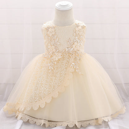Vestido de fiesta infantil con encaje de flores