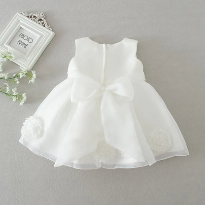 Vestido Blanco para Niña con Lazo y Detalles Florales
