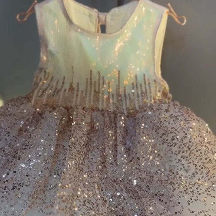 Vestido Infantil de Princesa Brillante con Lazo