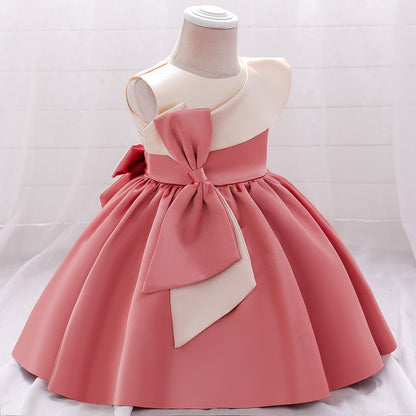 Vestido de fiesta infantil con lazo de raso