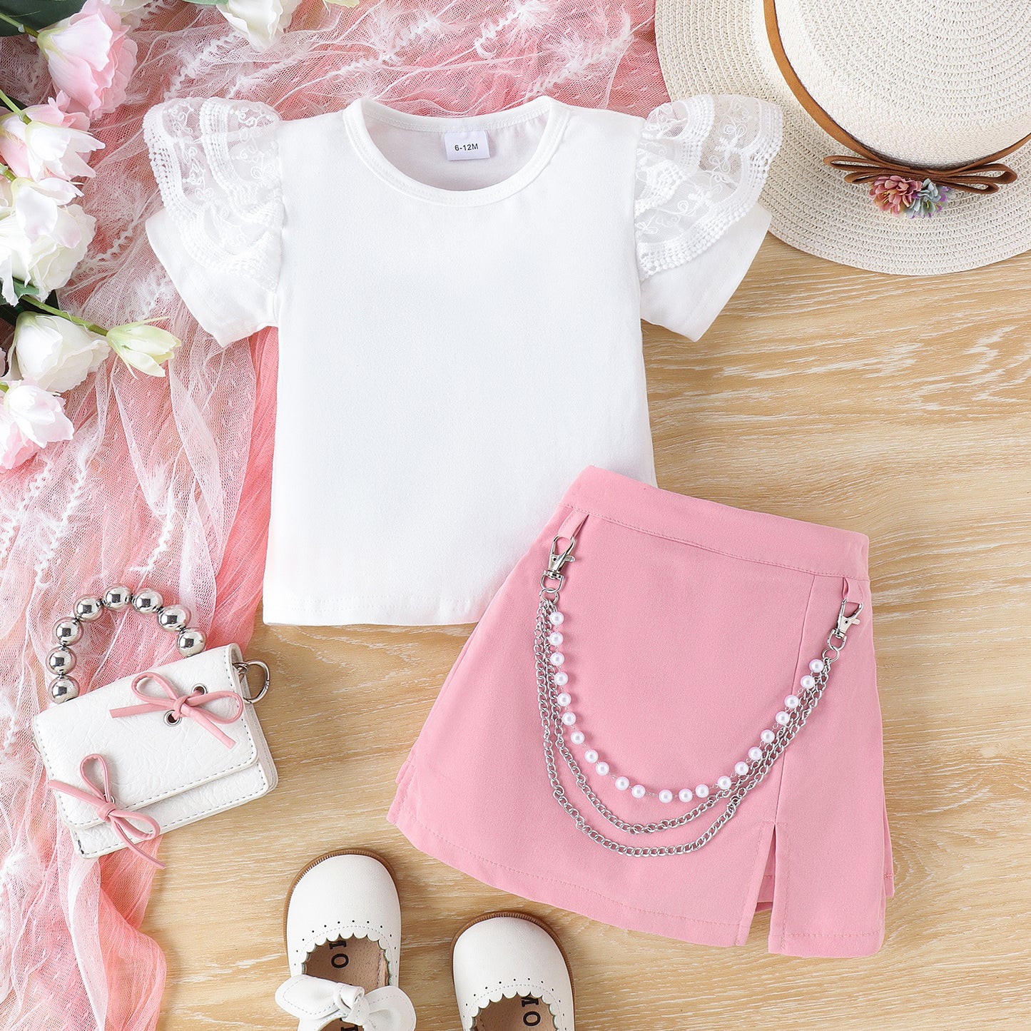 Conjunto de Encaje y Pedrería para Niña