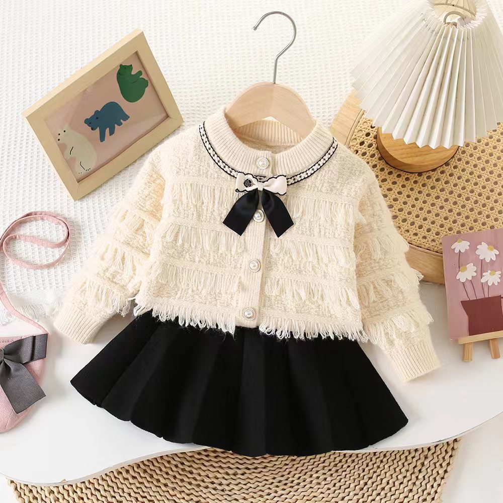 Conjunto de invierno infantil con lazo