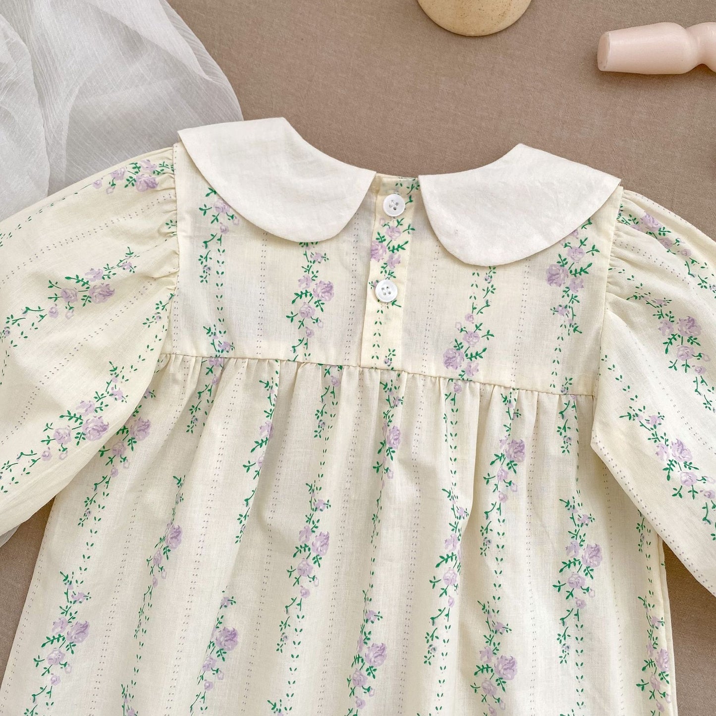 Mono Floral para Mujer y Niño.