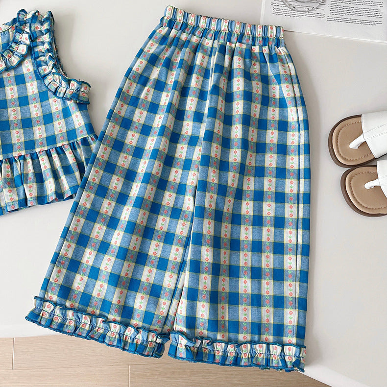 Conjunto de Niña con Flores Azules