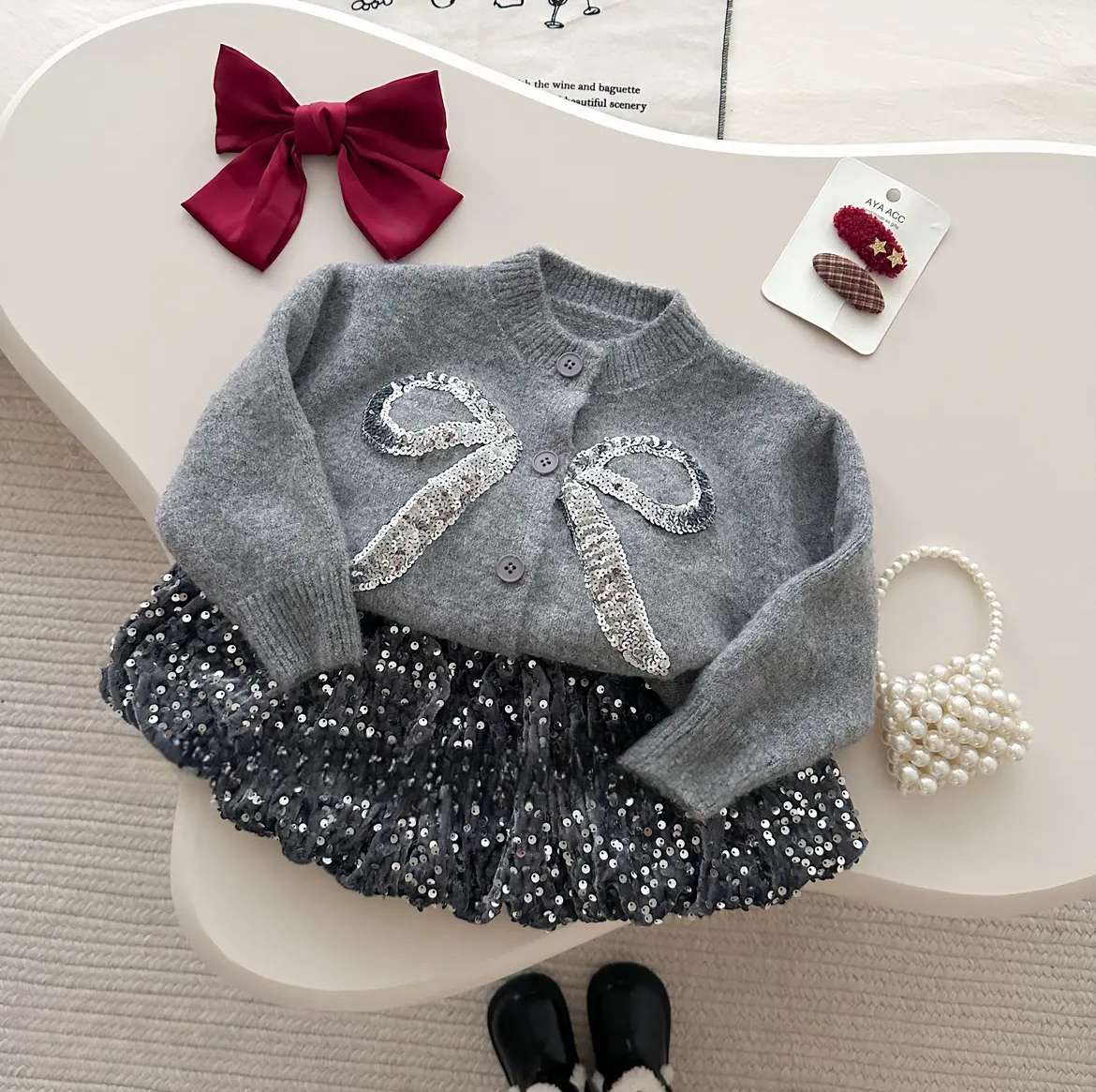 Conjunto de Niña con Lazo y Purpurina