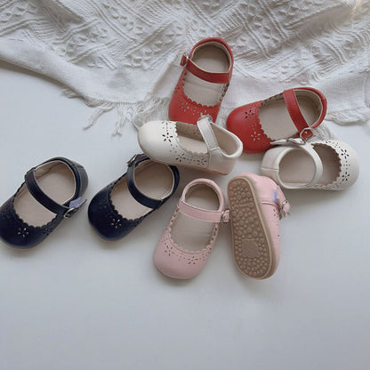Zapatos Furadinho Niño de Mujer