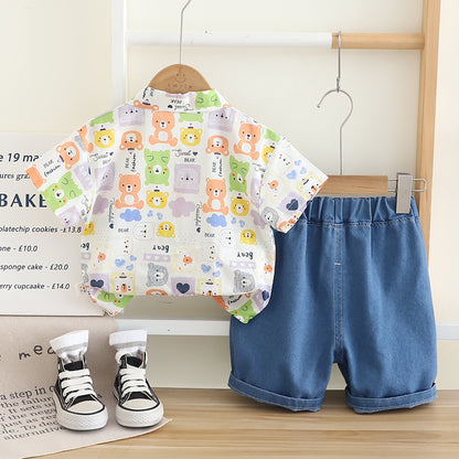 Conjunto de niño con camisa con estampado animal
