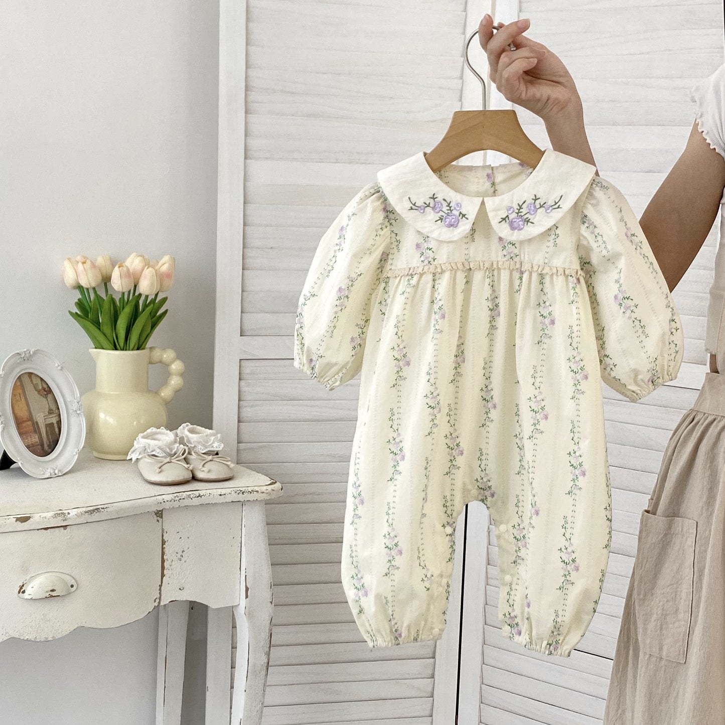 Mono Floral para Mujer y Niño.