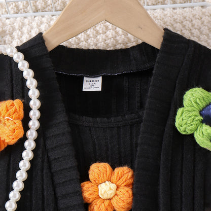 Conjunto de Niña Negro con Pequeñas Flores