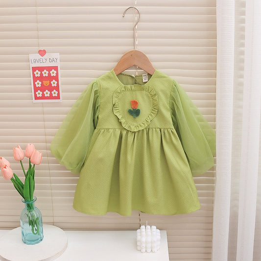 Vestido infantil de manga larga con flor pequeña