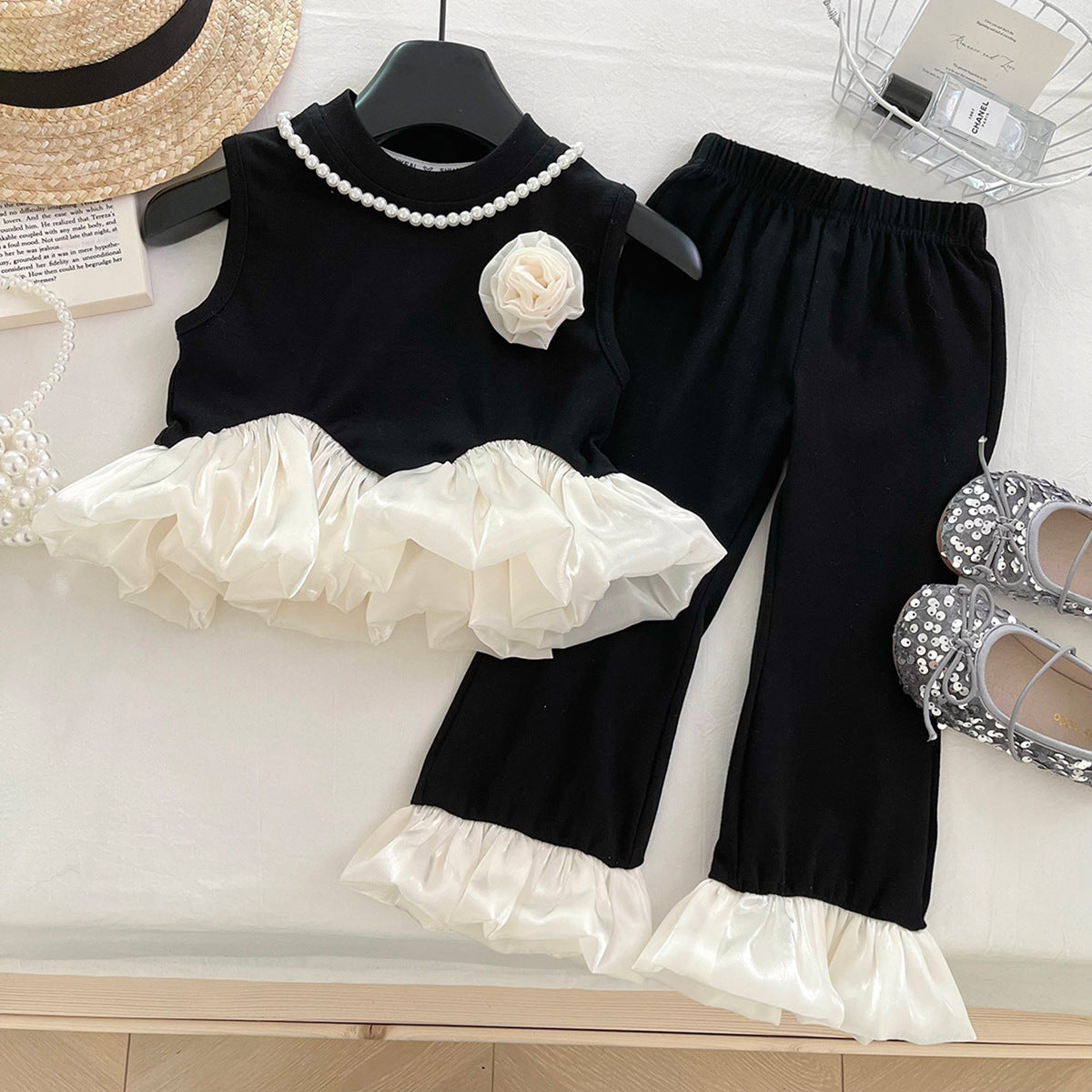 Conjunto de niña de flores negras