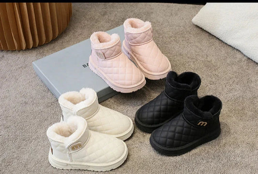 Bota Infantil M Pelinhos