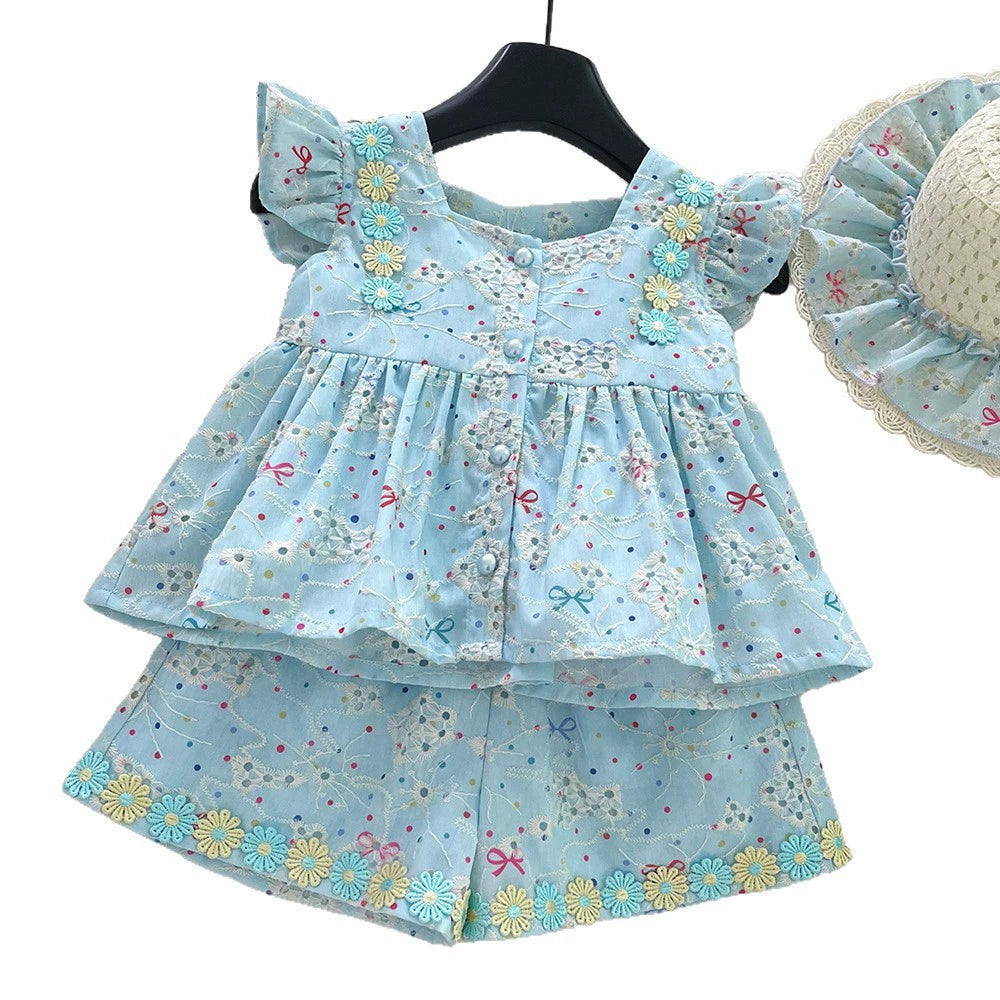 Conjunto de verano infantil con flores y lazo