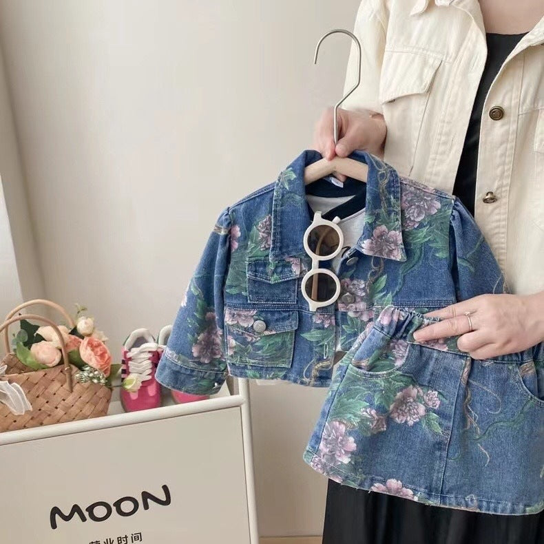 Conjunto de Jeans con Estampado Floral para Niña