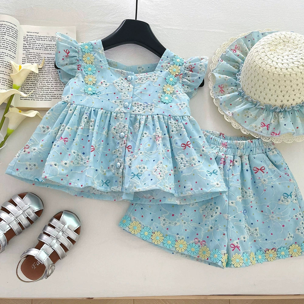 Conjunto de verano infantil con flores y lazo
