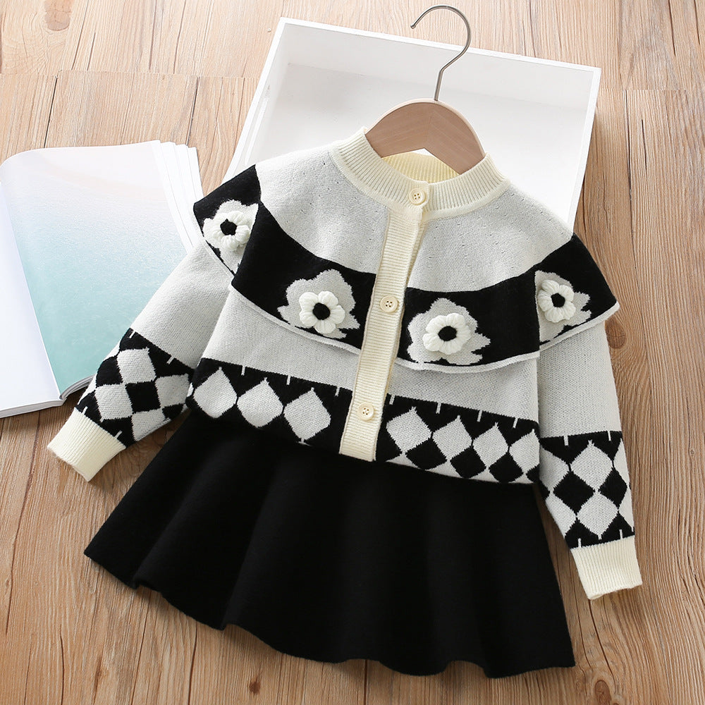 Conjunto de Punto para Niña con Cuello de Flores