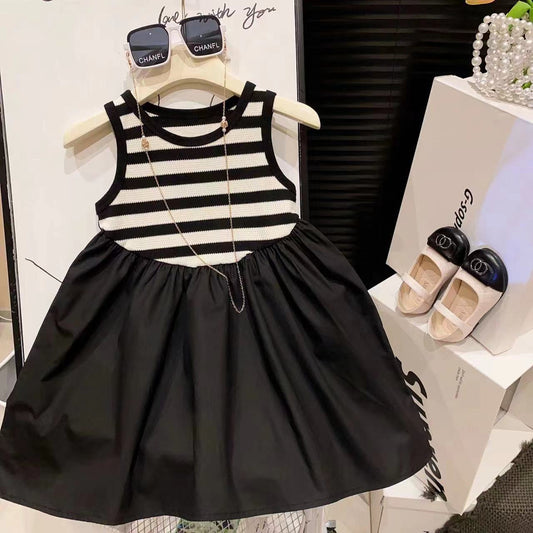Vestido Infantil de Rayas Negras