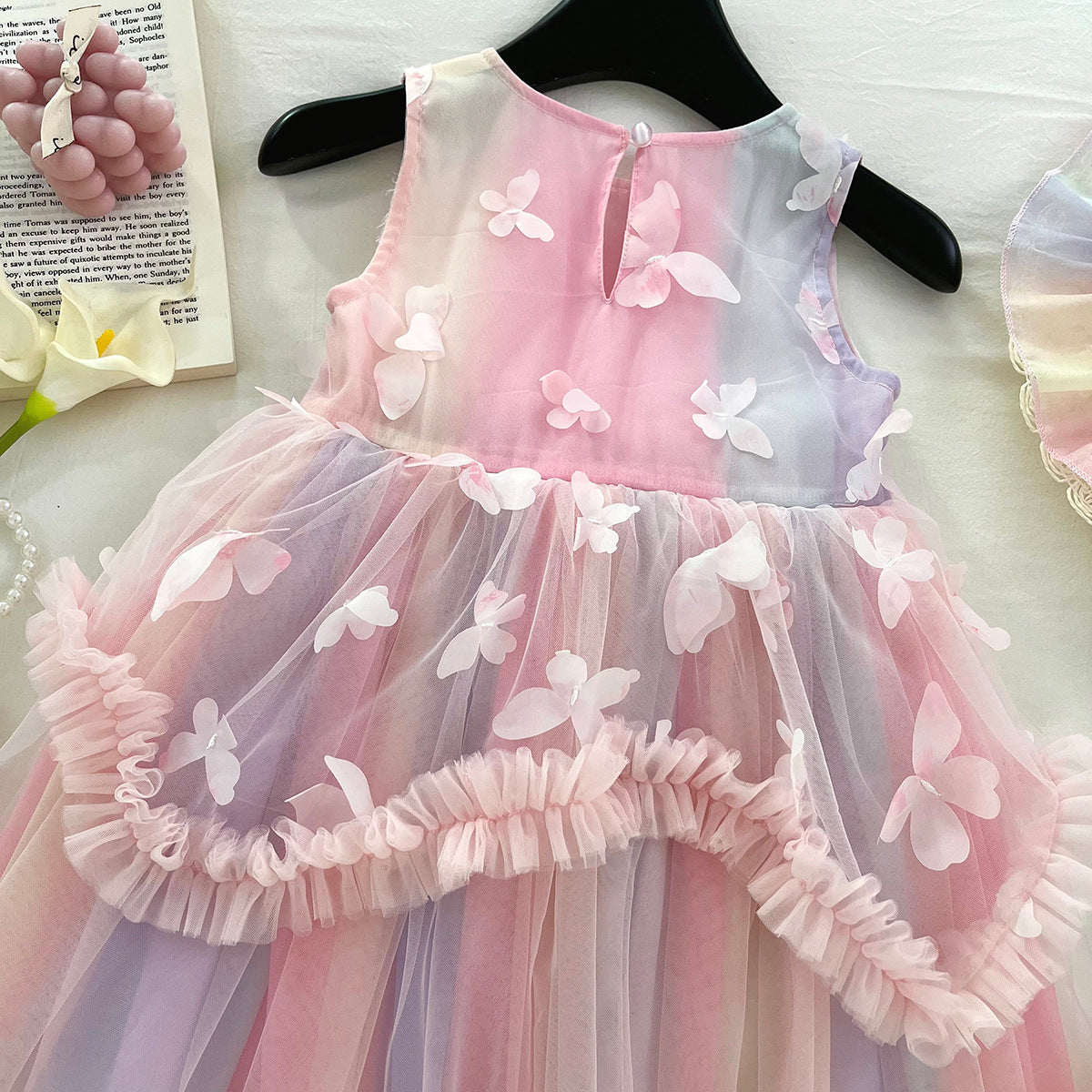 Vestido infantil de tul con mariposas