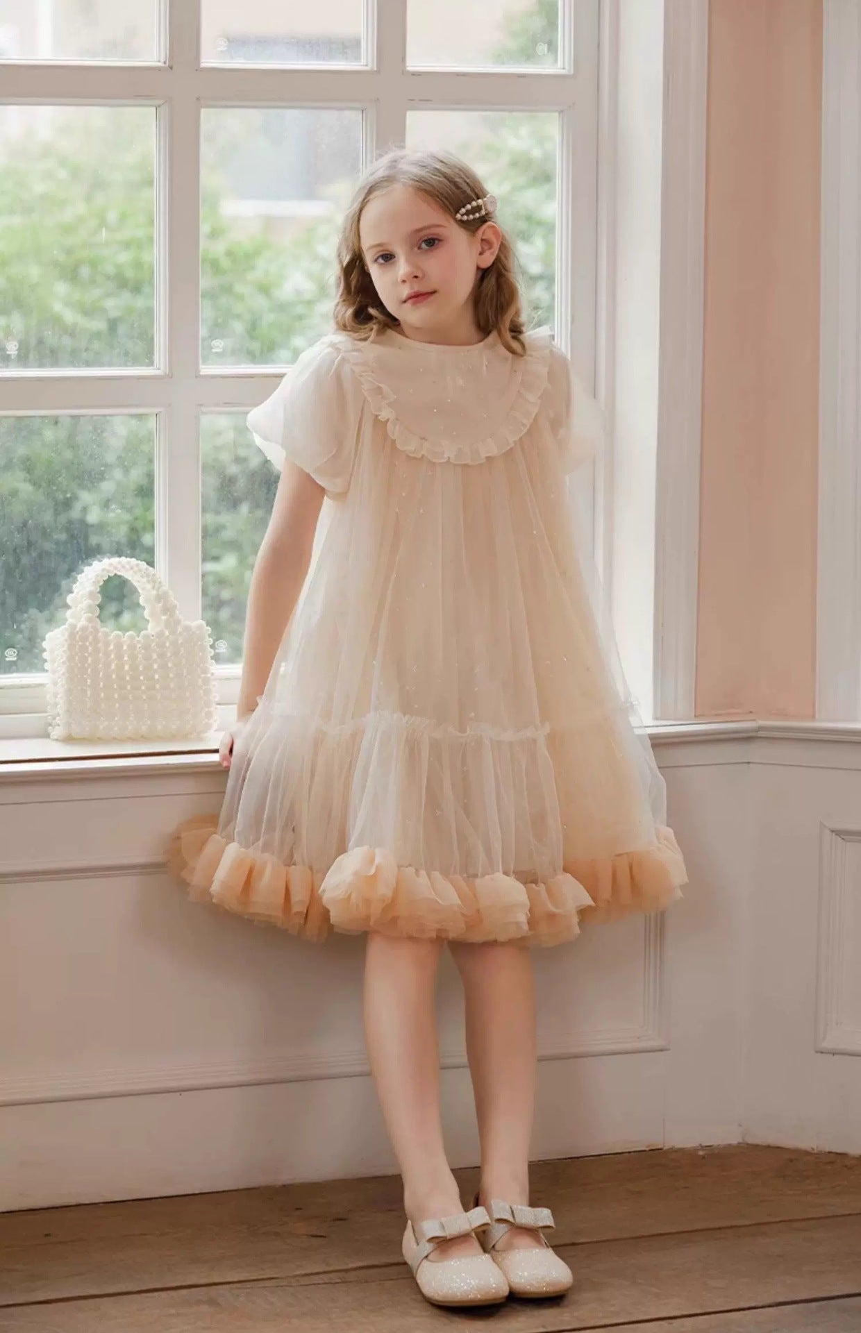 Vestido infantil de tul con estrellas