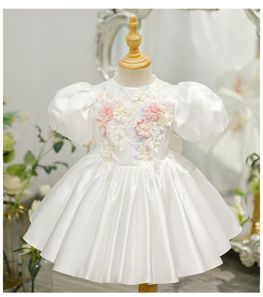 Vestido de fiesta infantil con flores