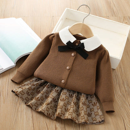 Conjunto de punto infantil para mujer con cuello y lazo