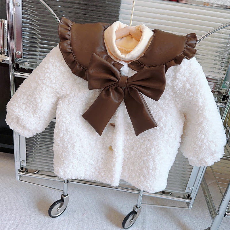 Abrigo de peluche con lazo para niña