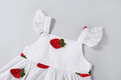 Set infantil de tarta de fresas