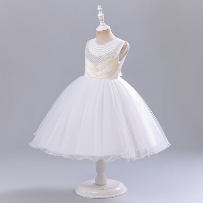 Vestido de fiesta de tul y perlas