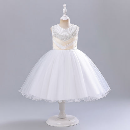 Vestido de fiesta de tul y perlas
