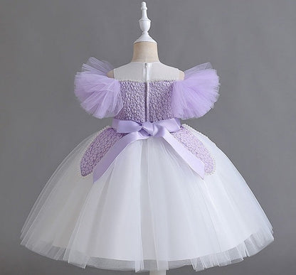 Vestido de fiesta infantil hinchado y de flores